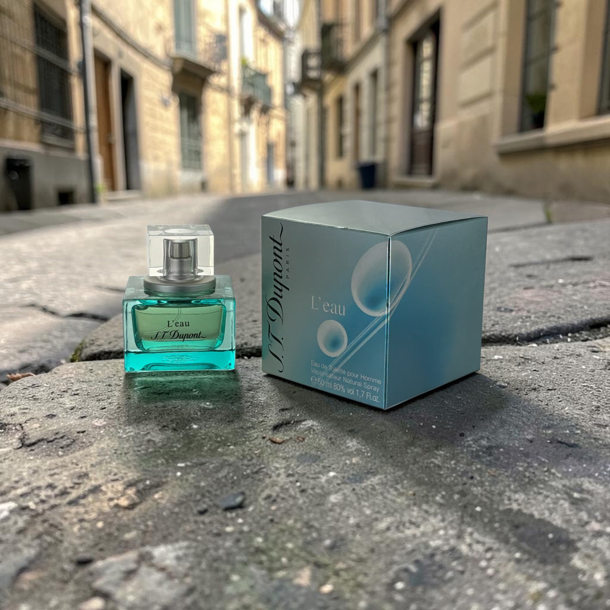 "L'Eau de S.T. Dupont cologne, refined luxury fragrance for men"
