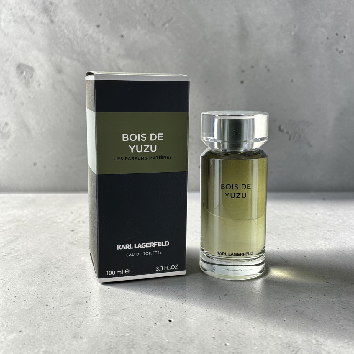 "Karl Lagerfeld Bois de Yuzu men's cologne with yuzu, ginger and mint notes, front view"