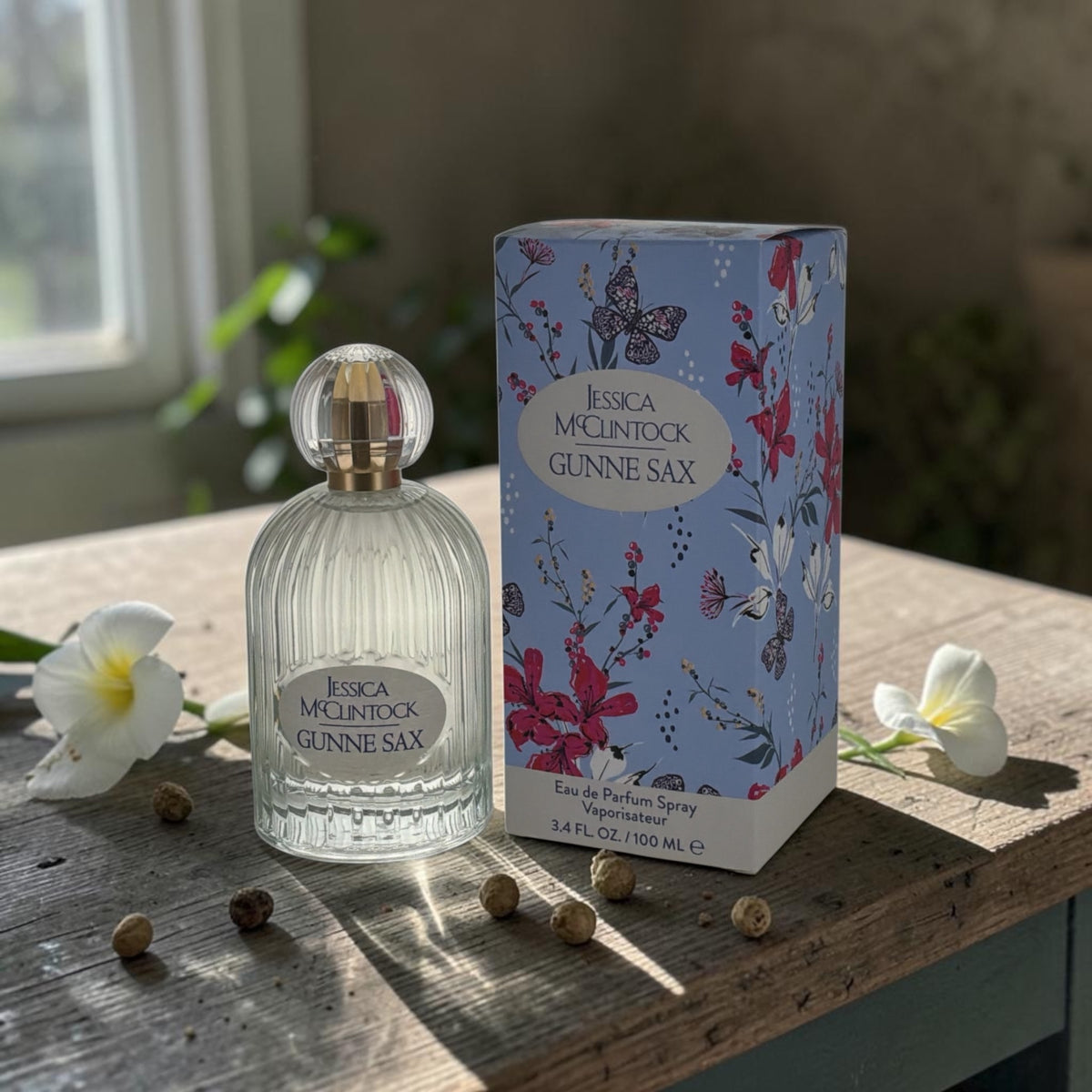 "Jessica McClintock Gunne Sax 3.4 oz eau de parfum bottle"