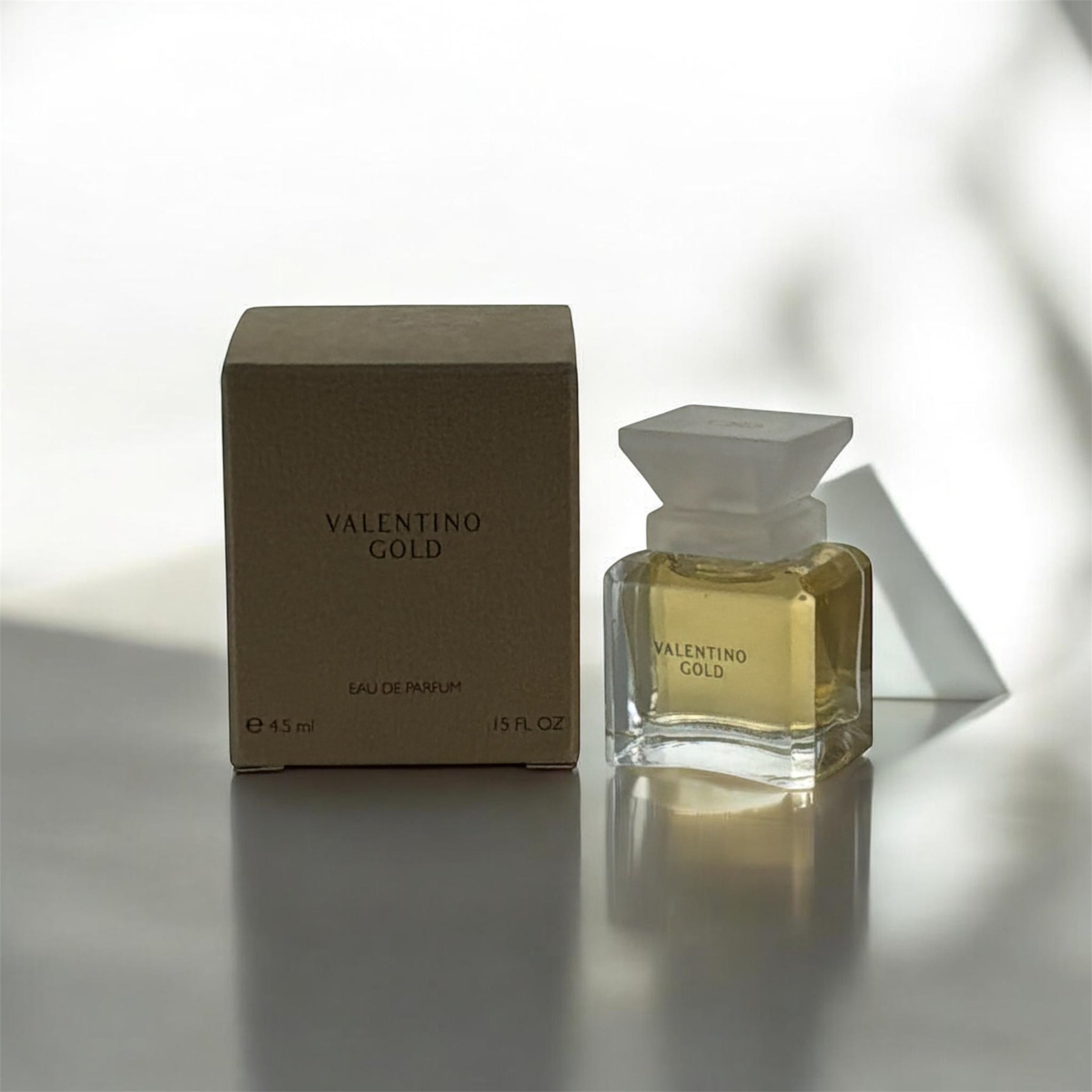 VALENTINO GOLD MINI COLLECTIBLE VALENTINO for Woman - Internet Global Market